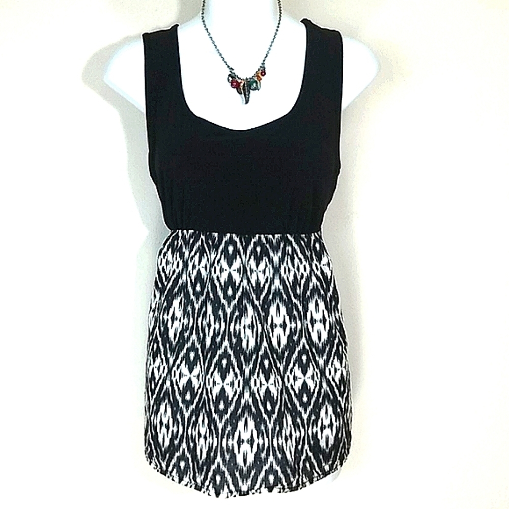 Mini dress stretch black white sleeveless Tribal Ikat Geometric
